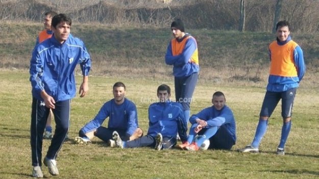 Калиакра тренира двуразово до мача с националите