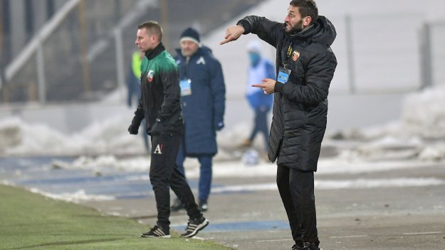 Локо Пловдив гони чужденци