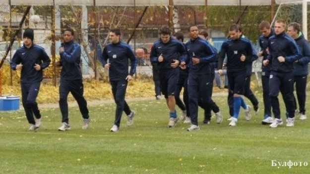 Видима прати Дарко и Арс в лазарета