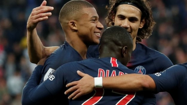 ПСЖ чукна Олимпик Марсилия в дербито на Франция