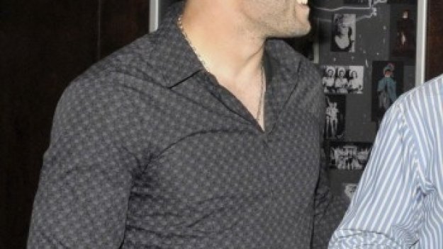 Божо Митрев нападна Ясен и Гонзо