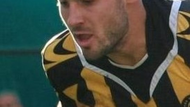 Нафтата освободи юноша на Левски