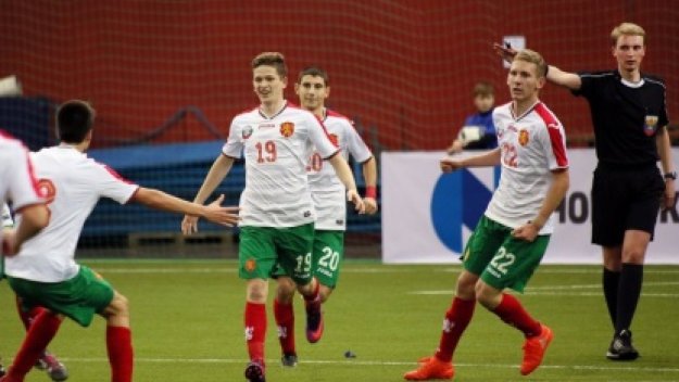 Гърция разби с 4:0 юношите ни