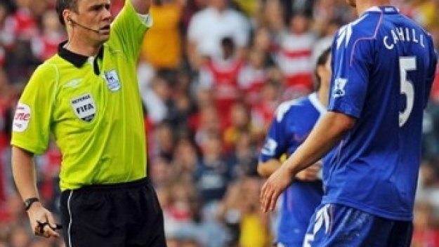 Челси в битка с Арсенал за Кейхил