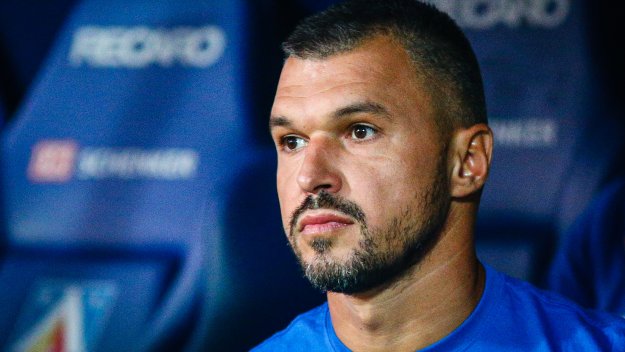 Локомотив София се оглежда за Валери Божинов