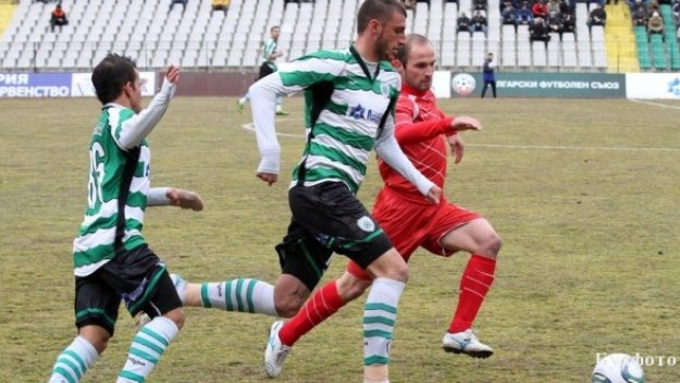 Миро Манолов сам победи Монтана