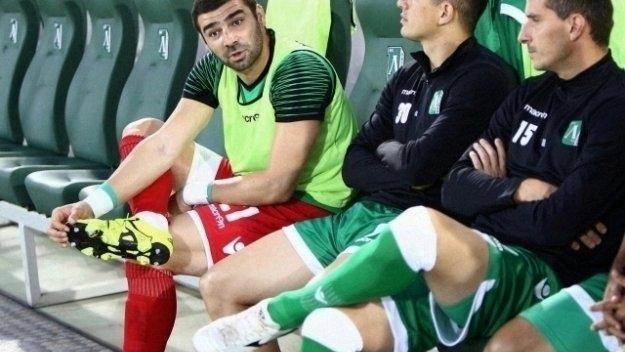 Владо Стоянов и Сашо Тонев отпаднаха от сметките на Петев
