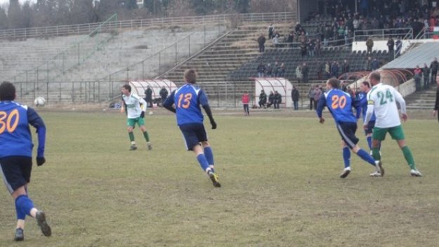 Берое разби Любимец с 5:1, Евгени Йорданов с два гола