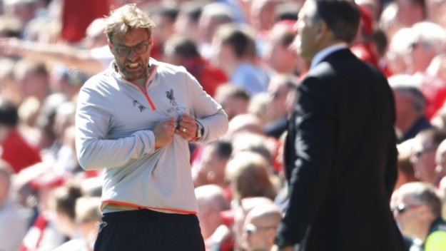 Няма да наказват Ливърпул заради ван Дайк