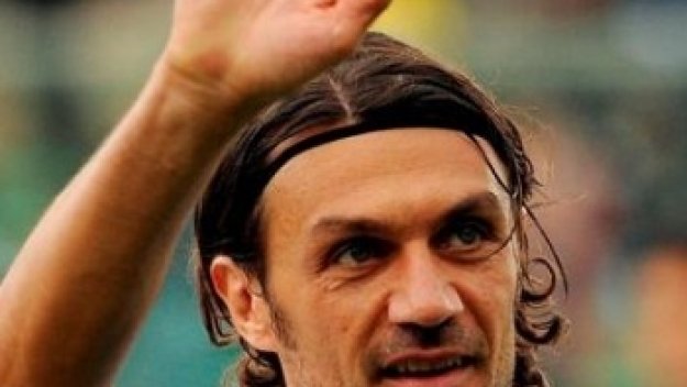 Паоло Малдини помощник в националния