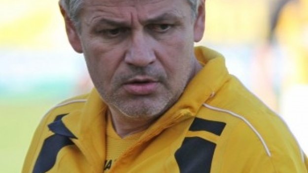 Треньорът на Миньор нападна &quot;съдийчетата&quot;