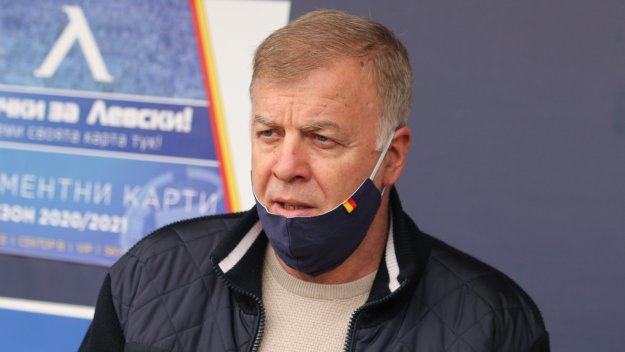 В Левски са на тръни! Сираков влиза в съблекалнята