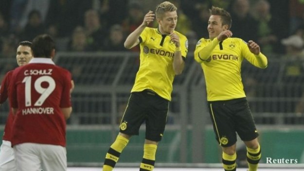 Гьотце класира Дортмунд на 1/4-финал за Купата