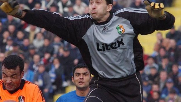 Легенда на Литекс пред Gol.bg: Две "горили" с шлифери сплашиха съдията в мач с Левски