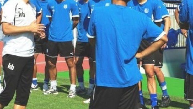 Половин дузина контроли за &quot;акулите&quot;