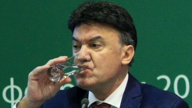 Гнусните и нагли мишки от БФС само рушат, пият, лъжат и крадат