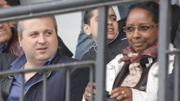 Левски удря Мадам Ба с лихва