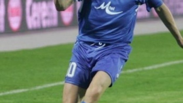 Левски зачисли Йовов в резерва