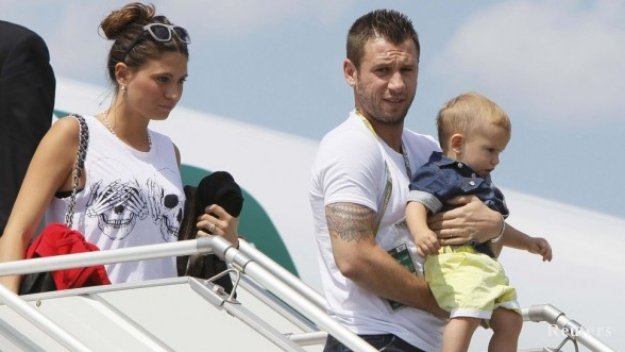 Антонио Касано пред изненадващ трансфер в Дженоа