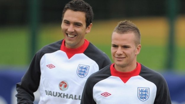 Кевин Дейвис се е обадил на Клевърли, за да му се извини