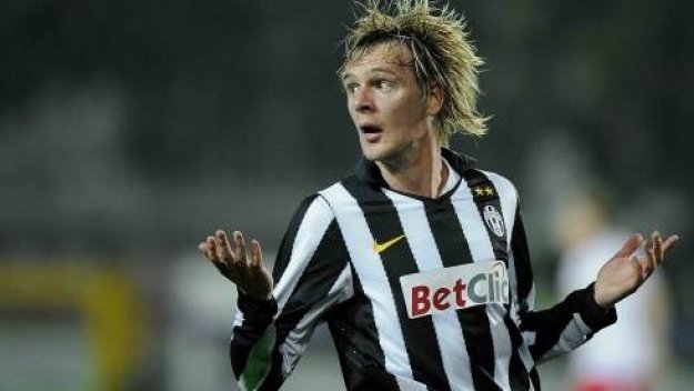 Ювентус без Милош Красич до края на месеца