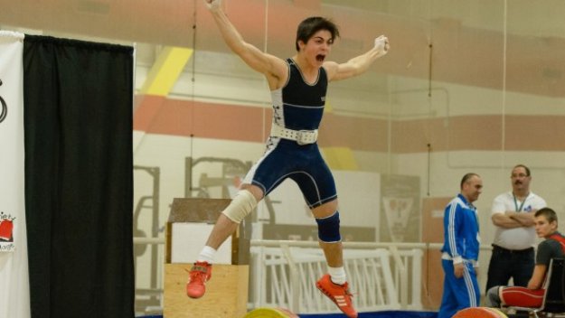 14-годишен българин стана шампион на Канада по вдигане на тежести