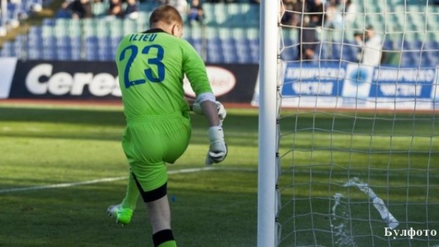 Сампдория следи Пацо Тигъра