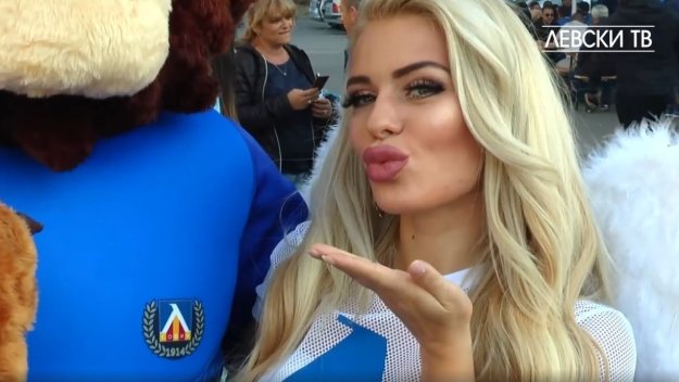 Левски обяви война на... фалшивите фланелки! + СНИМКА