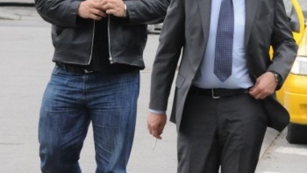 &quot;Титан&quot; търси спешно 1 милион за дългове