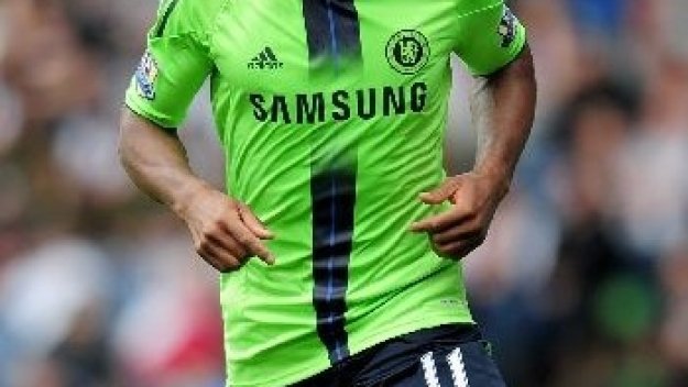 Дидие Дрогба отписа борбата за титлата в Англия