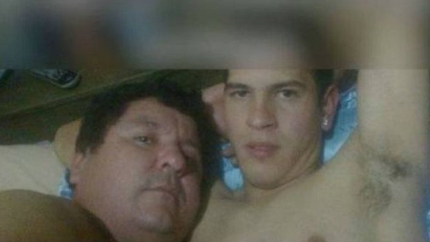 Гей скандал с футболист и президент избухна в Парагвай + ВИДЕО