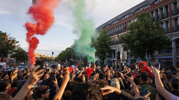 Сблъсъци в Хага след успеха на Мароко