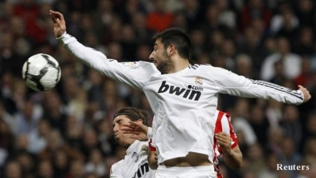 Раул Албиол остава на &quot;Бернабеу&quot; до 2017-а