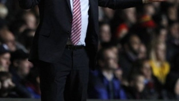 Алекс Маклийш: Нзобия трябва да работи по-здраво