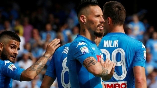 Какви шампионски амбиции? Сампдория разнебити с 3:0 Наполи