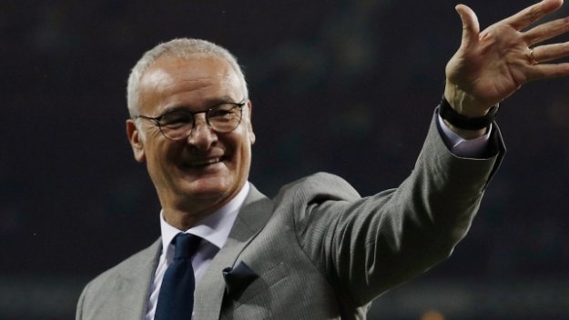 Лестър с два трансфера за ден