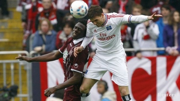 Кайзерслаутерн пак падна, продължава да затъва