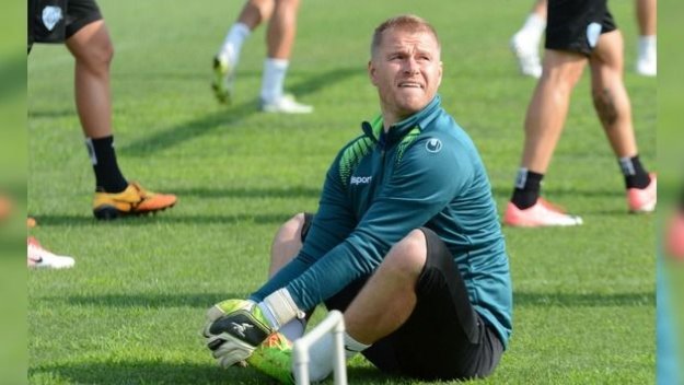 Гонзо не може да се възползва от украински вратар заради документи