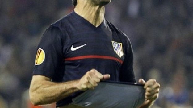 Арсенал с конкретна оферта за Адриан Лопес