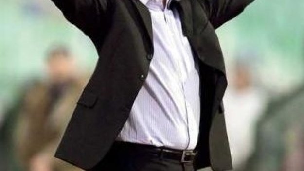 Виетнам няма донги за Стоичков