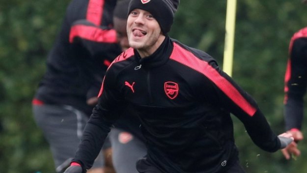 Джак Уилшър остава в Арсенал