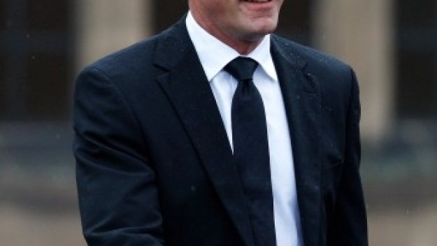 Алан Шиърър не се разбра с Кардиф