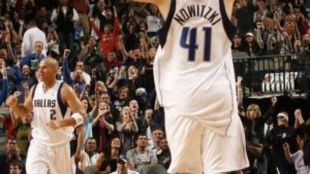 Далас окончателно отказа Финикс от плейофите