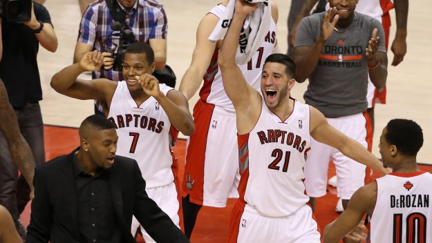 Торонто в плейофите след 6 години