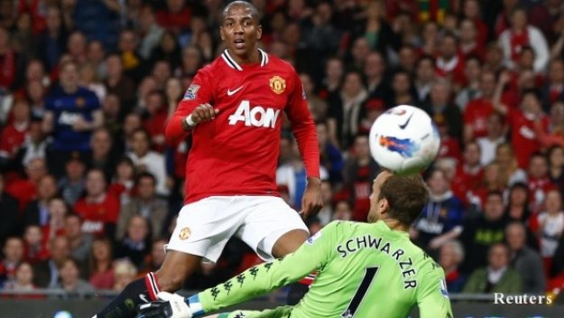 Обявиха Ашли Йънг за най-големия симулант във Висшата лига