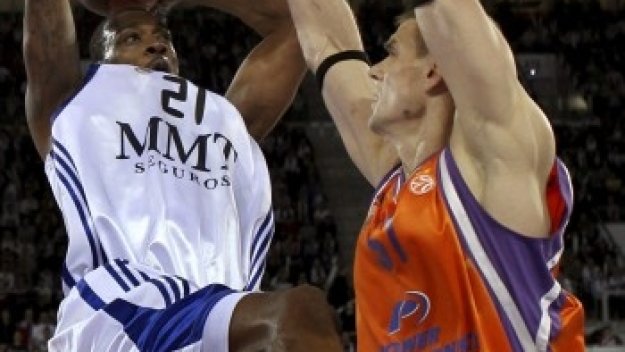 Валенсия стигна до 5-и мач с Реал