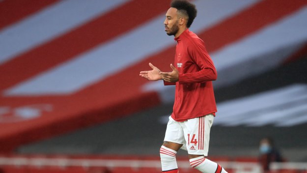 Обамеянг продължава да чака оферта от Арсенал