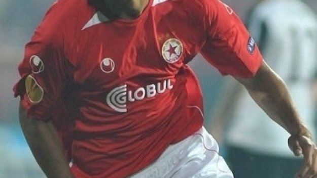 ЦСКА може да продаде две от звездите си