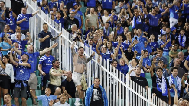 Край на споровете! На Левски &ndash; АЕК е имало 38 976 зрители