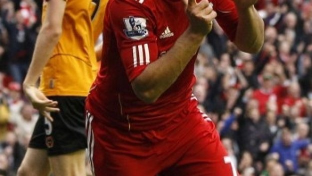 Ливърпул оцеля срещу хищните &quot;вълци&quot; на &quot;Анфийлд&quot;